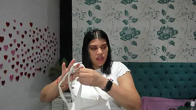 LindaBreeS online show from 02/11/25, 09:25