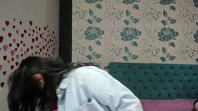 LindaBreeS online show from 02/13/25, 04:50