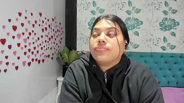 LindaBreeS online show from 02/14/25, 07:54