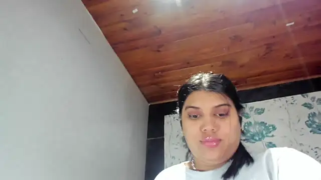 LindaBreeS online show from 02/20/25, 06:35