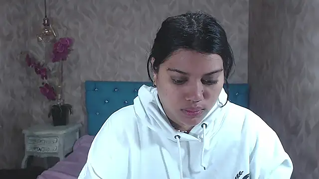 LindaBreeS online show from 02/21/25, 10:50