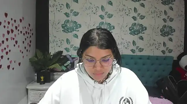 LindaBreeS online show from 02/28/25, 08:50