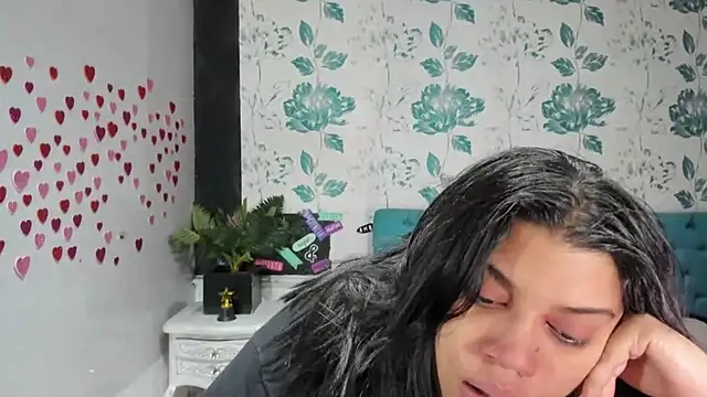 LindaBreeS online show from 03/12/25, 05:38