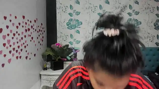 LindaBreeS online show from 03/20/25, 08:19