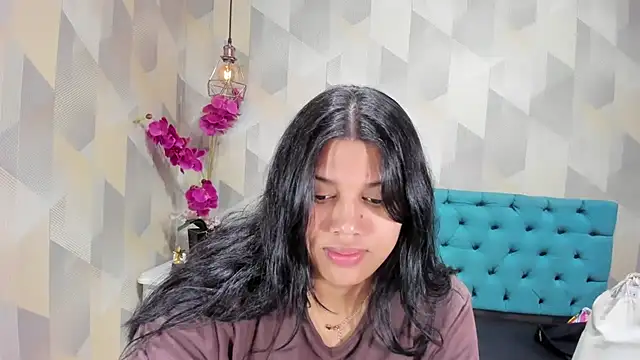 LindaBreeS online show from 09/29/25, 02:22