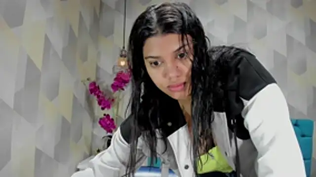 LindaBreeS online show from 11/01/25, 12:29