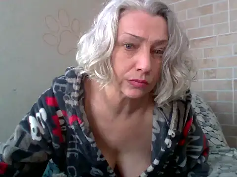 Lorie Carrie online show from 02/13/26, 10:00