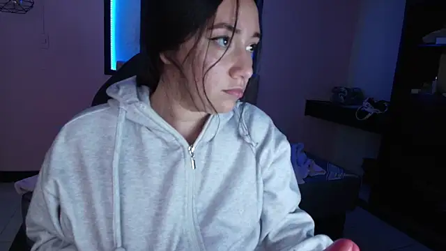 Andrea Ramos online show from 02/06/25, 07:13