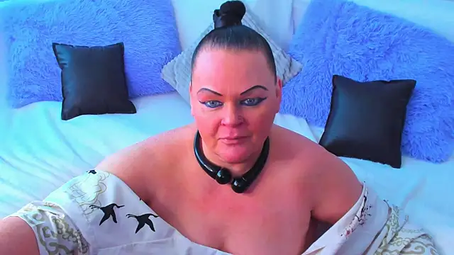 Snapshot of MilanaBiegert chatting on 02/09/25, 10:53 MilanaBiegert online show from 02/09/25, 10:53