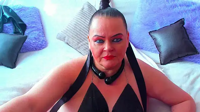 Snapshot of MilanaBiegert chatting on 03/19/25, 07:07 MilanaBiegert online show from 03/19/25, 07:07