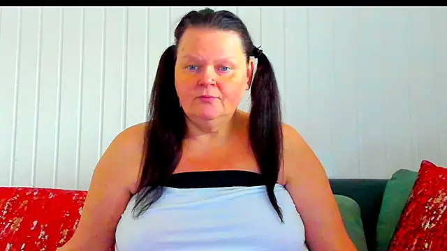 MilanaBiegert online show from 01/13/26, 10:31