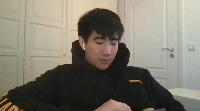 jungcock3210 online show from 01/28/25, 09:51