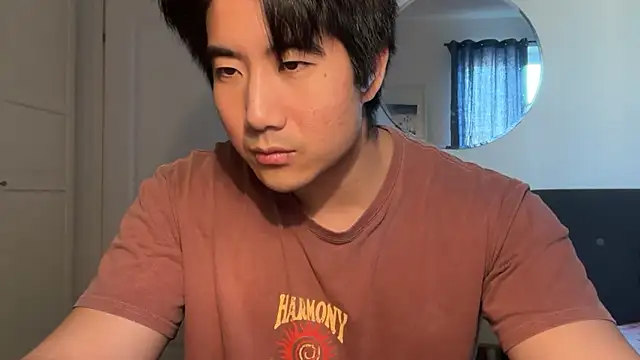 jungcock3210 online show from 12/03/25, 11:52