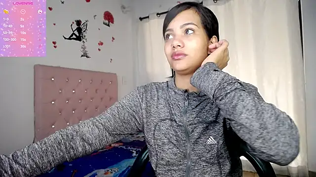 Snapshot of Kloy__sech- chatting on 02/19/25, 01:28 Kloy sech- online show from 02/19/25, 01:28