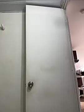 Nikothyna online show from 12/18/25, 08:15