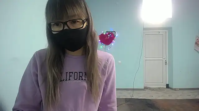 elllaaxx online show from 02/15/25, 03:52