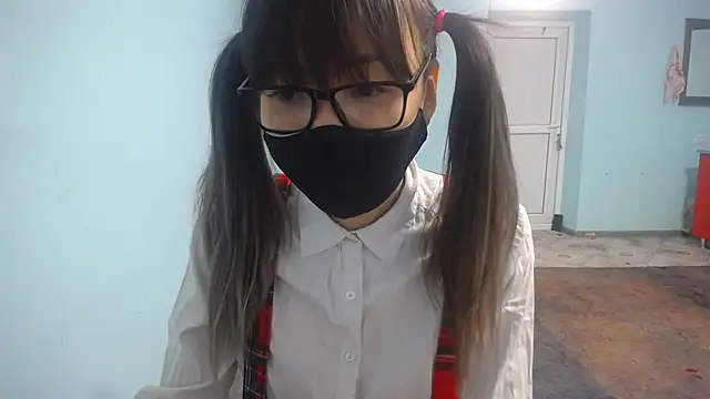 elllaaxx online show from 10/23/25, 04:23