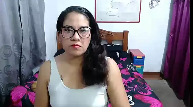 Mistresskloe01 online show from 01/16/25, 12:31