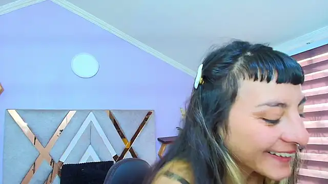 Naughty Kittenm online show from 10/04/25, 12:03