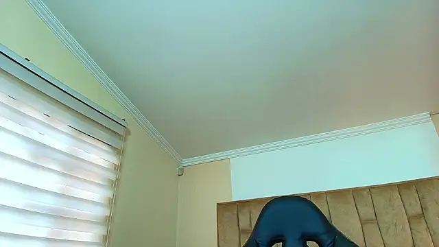 Naughty Kittenm online show from 03/02/26, 11:39