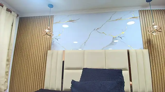 Naughty Kittenm online show from 07/07/26, 11:14