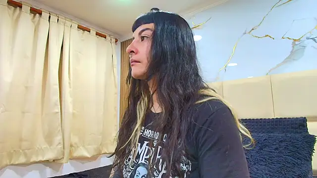 Naughty Kittenm online show from 07/13/26, 11:35