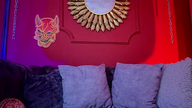 Julieta Russell online show from 09/10/25, 12:05