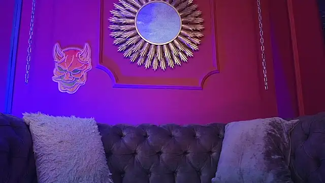 Julieta Russell online show from 02/07/26, 12:09