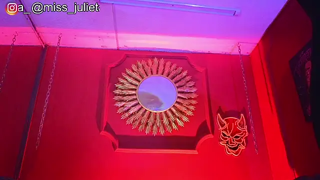 Julieta Russell online show from 07/23/26, 11:19