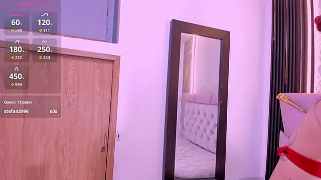 laurem-paulette online show from 12/16/25, 07:52