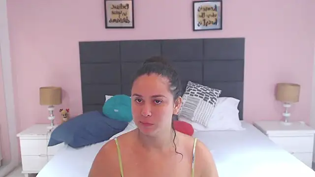 MadisonJenner online show from 01/04/25, 10:49