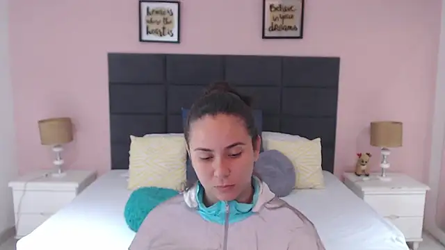 MadisonJenner online show from 01/30/25, 12:06