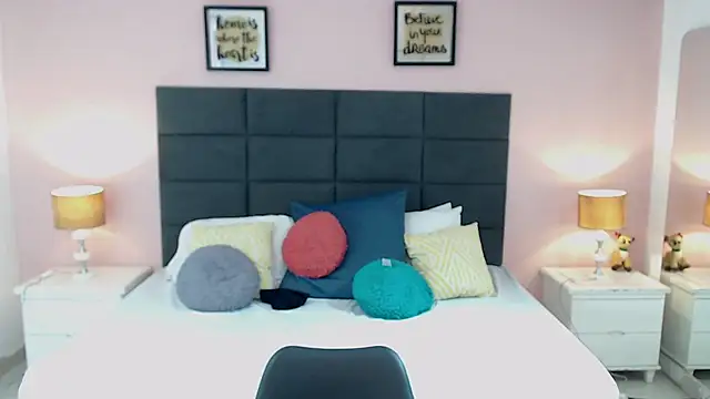 MadisonJenner online show from 03/06/25, 05:33