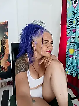 freyadevil333 online show from 11/09/25, 12:58