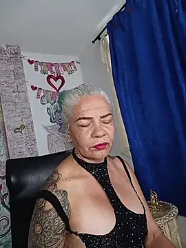 freyadevil333 online show from 02/22/26, 12:15