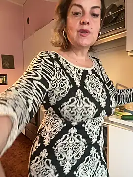 Sunbelxx online show from 10/31/25, 08:37