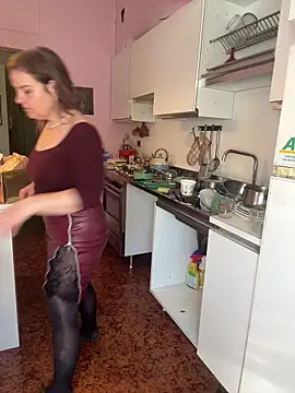 Sunbelxx online show from 04/07/26, 08:15