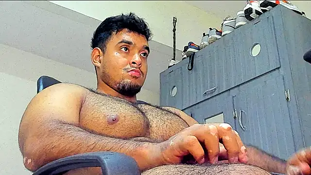 Big furry bear13 online show from 01/08/25, 05:05