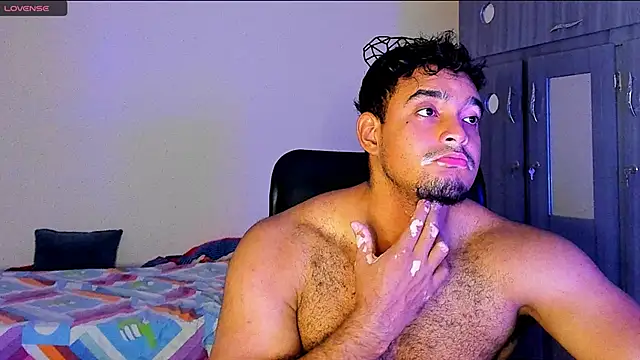 Big furry bear13 online show from 01/24/25, 06:14