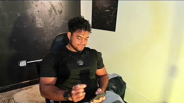 Big furry bear13 online show from 02/19/26, 06:09