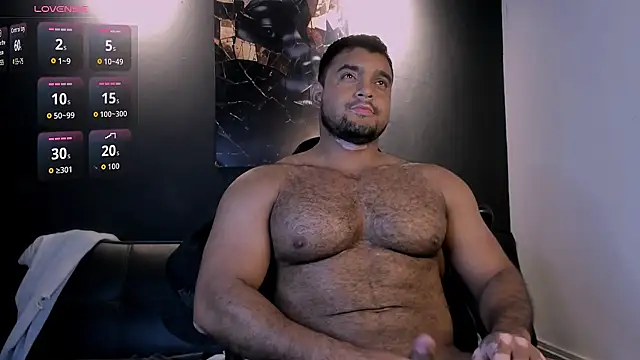 Snapshot of Big_furry_bear13 chatting on 07/31/26, 05:29 Big furry bear13 online show from 07/31/26, 05:29