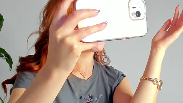 Bellacrox online show from 02/21/26, 04:02