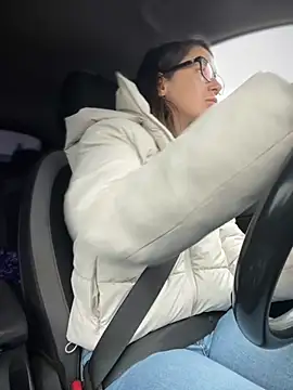 Snapshot of HotXMom chatting on 10/10/25, 05:50 HotXMom online show from 10/10/25, 05:50