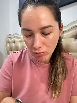 HotXMom online show from 06/08/26, 06:36