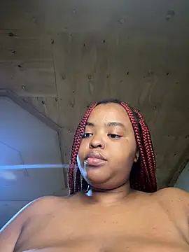 Snapshot of Linahlove chatting on 12/29/24, 08:26 Linahlove online show from 12/29/24, 08:26