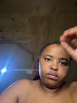 Snapshot of Linahlove chatting on 01/02/25, 03:19 Linahlove online show from 01/02/25, 03:19