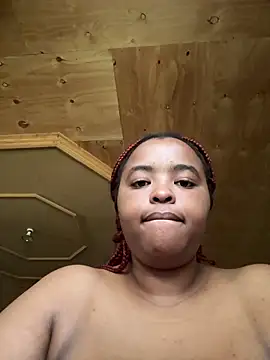 Snapshot of Linahlove chatting on 01/03/25, 10:31 Linahlove online show from 01/03/25, 10:31