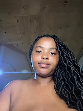 Snapshot of Linahlove chatting on 01/10/25, 09:20 Linahlove online show from 01/10/25, 09:20