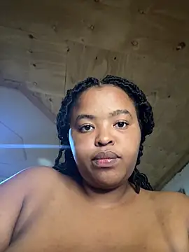 Snapshot of Linahlove chatting on 01/11/25, 08:32 Linahlove online show from 01/11/25, 08:32