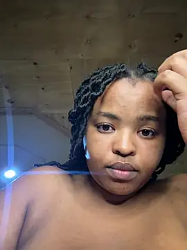 Snapshot of Linahlove chatting on 02/26/25, 07:49 Linahlove online show from 02/26/25, 07:49